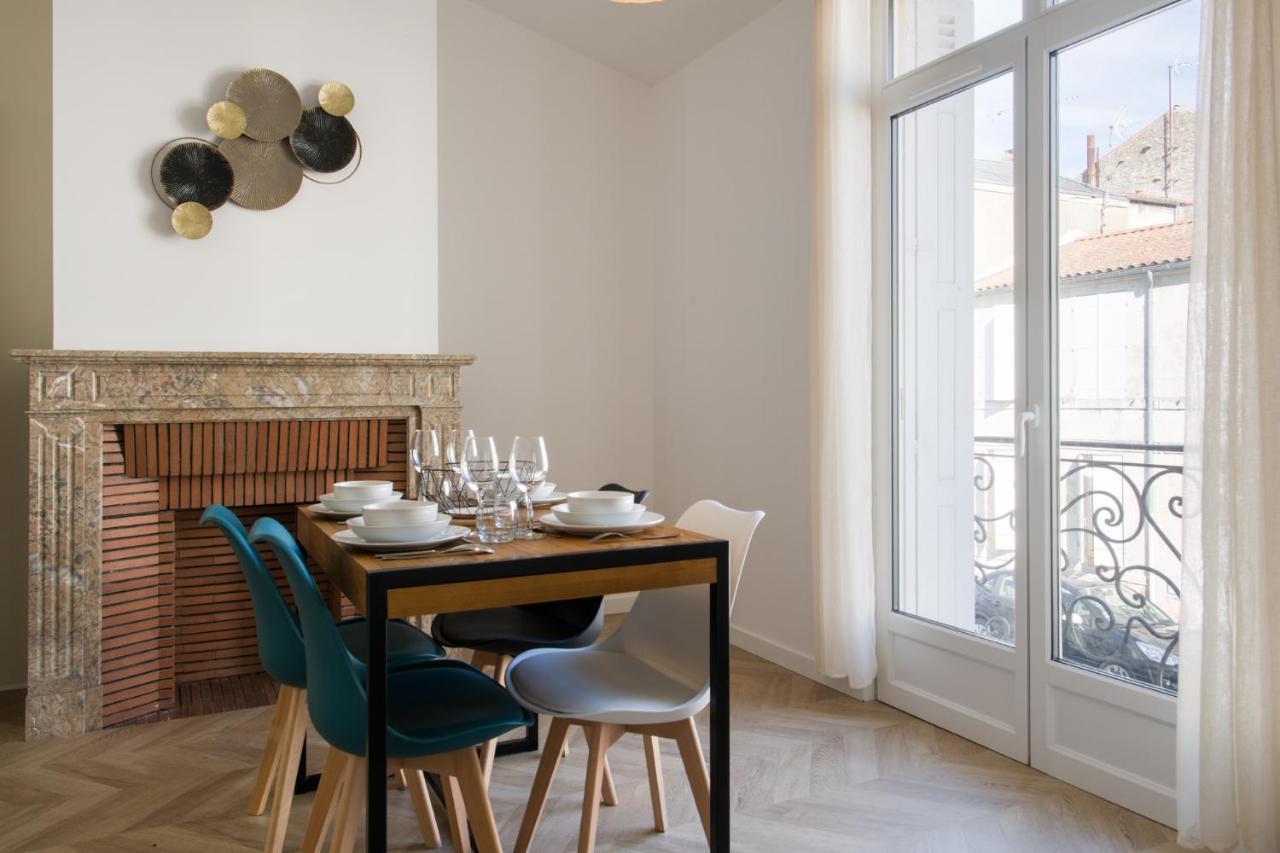 Magnifique T2 Classe Trois Etoiles, Hypercentre Rochefort, Arrivee Autonome Exterior photo